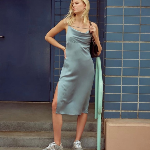 Reformation Meta Silk Midi Dress - Picture 4 of 13